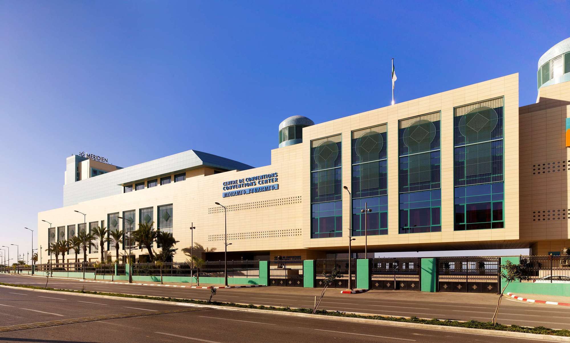 Le Meridien Oran Hotel Exterior foto